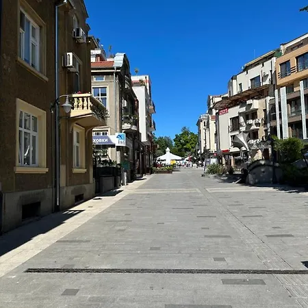 Markoni 1 * 布尔加斯